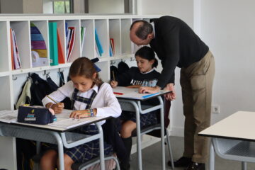 la observación y la atención individualizada de cada uno de nuestros alumnos permite una verdadera educación personalizada