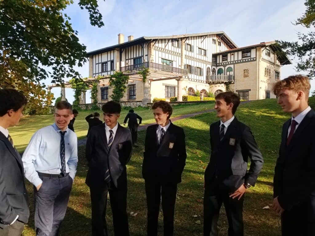 Gaztelueta Internacionalizacion Salve