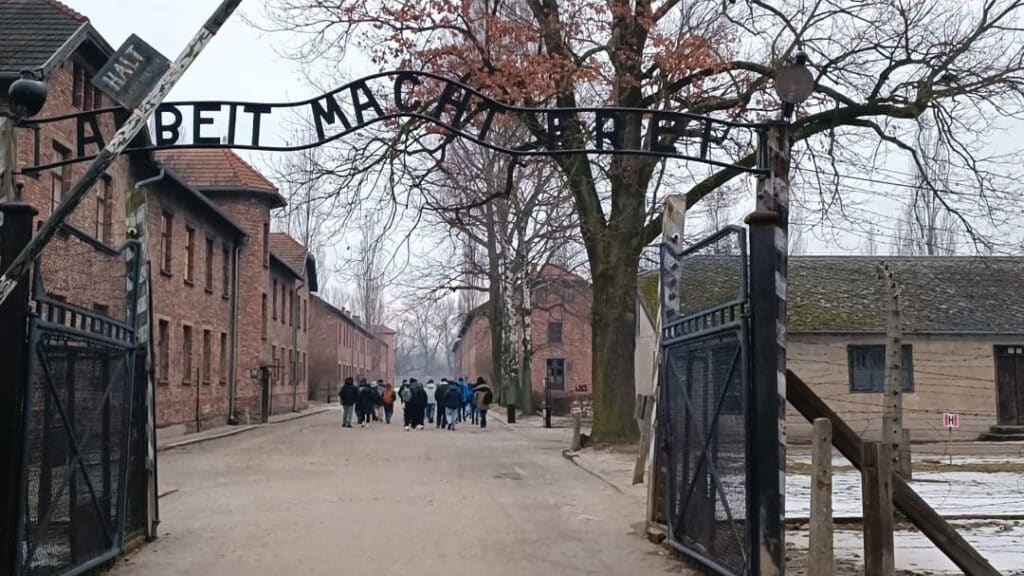 Diario de viaje a Cracovia 2026. Tercera jornada: memoria y silencio en Auschwitz 5 Gaztelueta Auschwitz 4 1