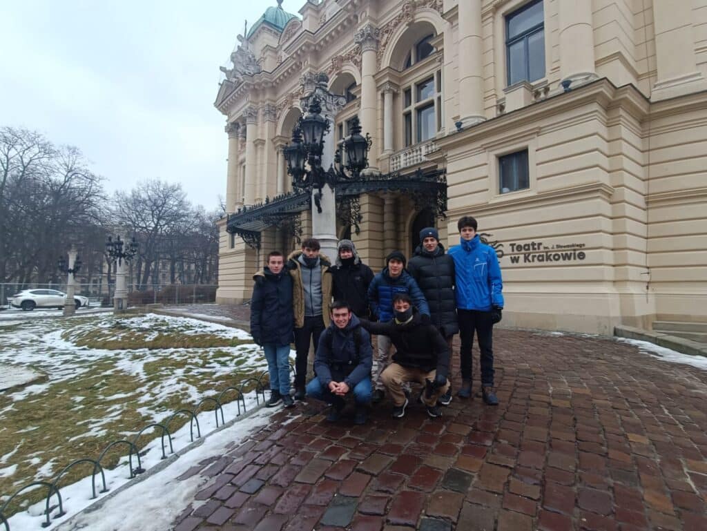 Diario de viaje Cracovia 2026. Segunda jornada: Barrio judío. Sinagoga y Fabrica de Schlinder 4 Gaztelueta Cracovia 6