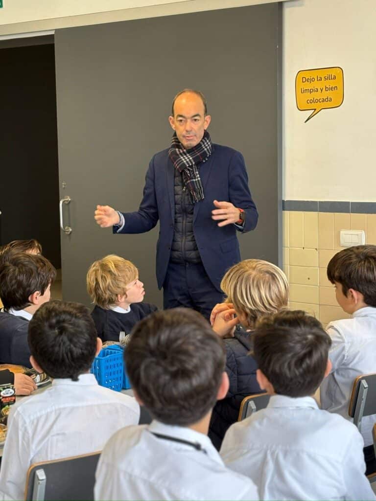 Educar el orden: entrega de premio del Proyecto Clase Limpia 3 Gaztelueta premios clase limpia