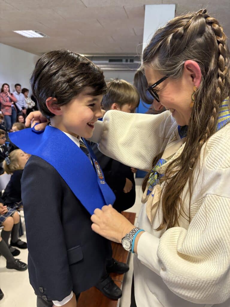 Los alumnos de PEP 3 celebran su final de etapa 3 Gaztelueta Becas tutora